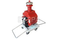 干式試驗(yàn)變壓器側(cè)面