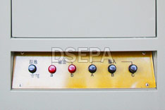 一體式三倍頻電源發(fā)生器接線端