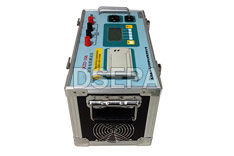 直流電阻測試儀側(cè)面