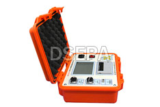 氧化鋅避雷器特性測試儀側(cè)面