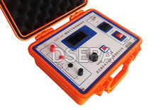 接地引下線導(dǎo)通測(cè)試儀斜面